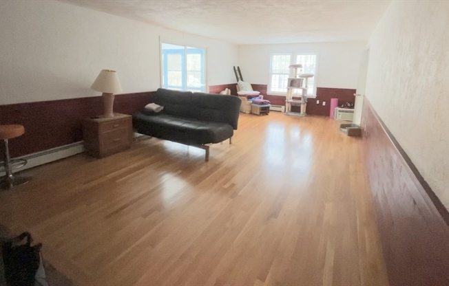 5 FREEMAN CIR