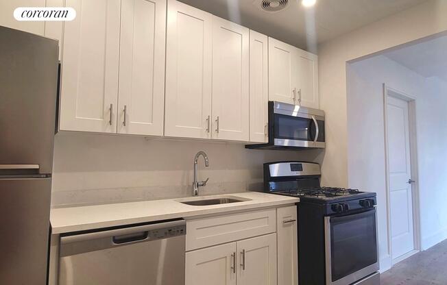 1 bed, 1 bath, $5,500, Unit 6F