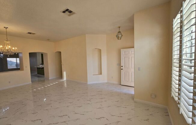 Adorable Single Story 3 Bedroom!!!