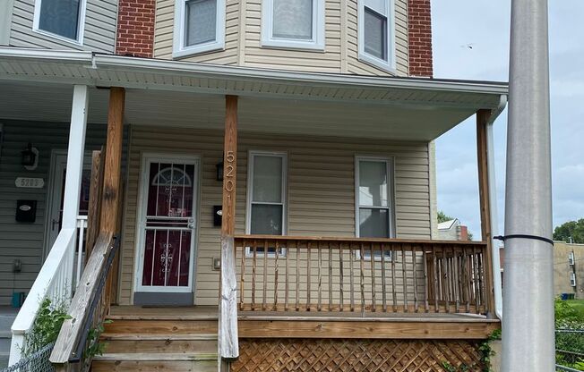 Spacious 3 Bedroom Townhouse – Available August 15