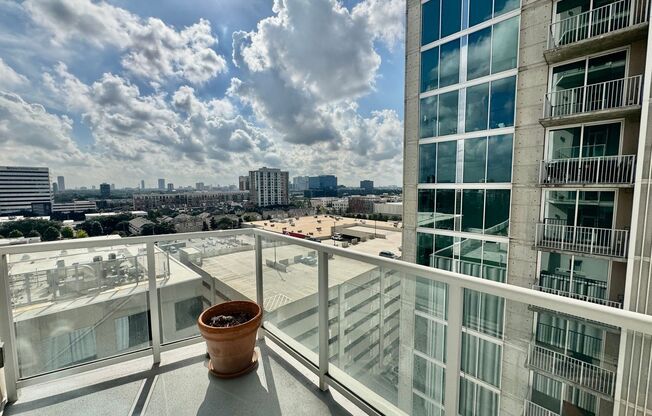 2 beds, 2 baths, 1,455 sqft, $4,000, Unit 1103