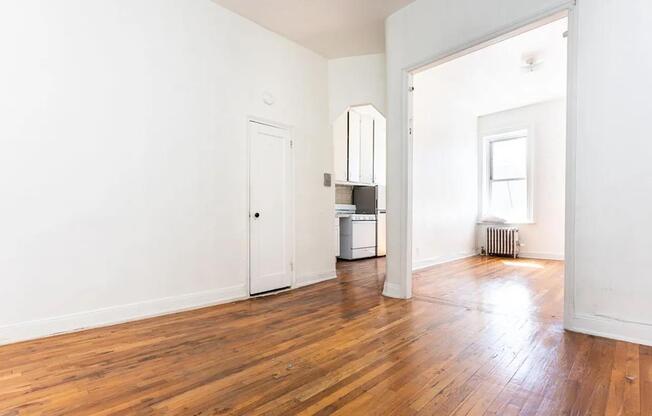 2 PULASKI ST