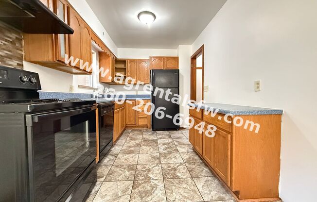 4 beds, 2 baths, $2,100