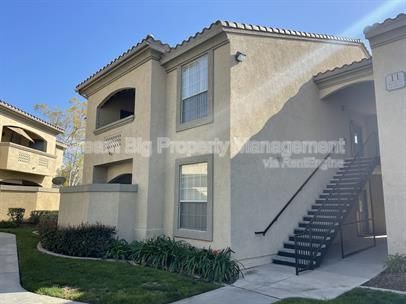 2 beds, 2 baths, 960 sqft, $2,245
