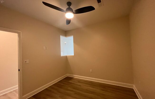 1 bed, 1 bath, 566 sqft, $1,165, Unit 214