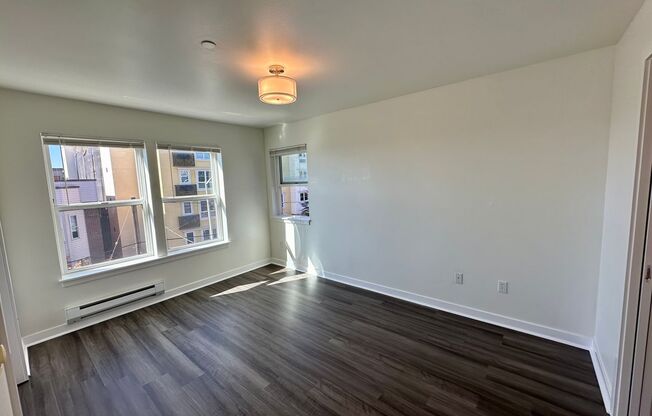 1 bed, 1.5 baths, 872 sqft, $2,395, Unit Unit 402