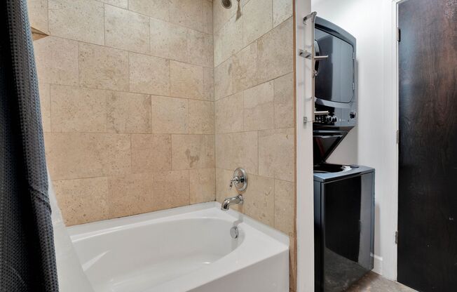 Modern Condo in Downtown San Antonio!
