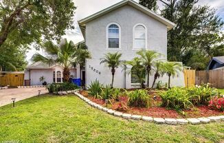 15508R Ramblebrook Ln