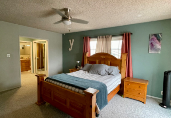9217 STAMPS AVE