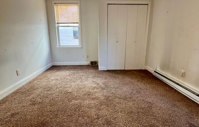 1 bed, 1 bath, $1,000