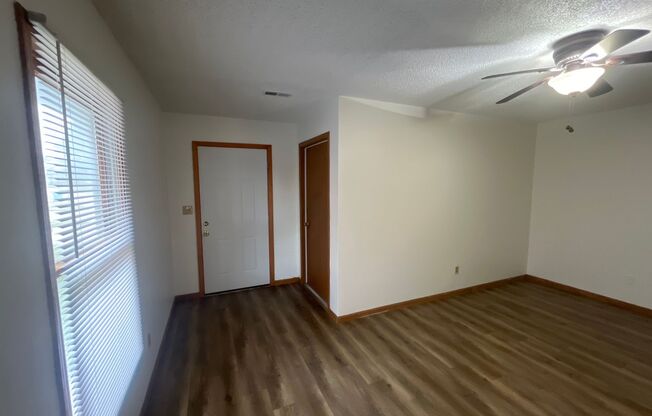 3429/3431 E. Sunset St.