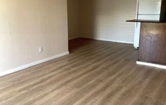 Royal ElCon Apartments