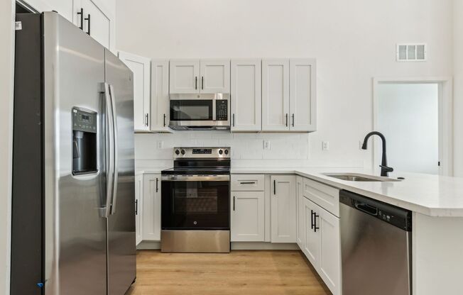 2 beds, 2 baths, 803 sqft, $1,995, Unit 106