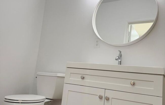 Studio, 1 bath, 737 sqft, $2,550, Unit Unit 302