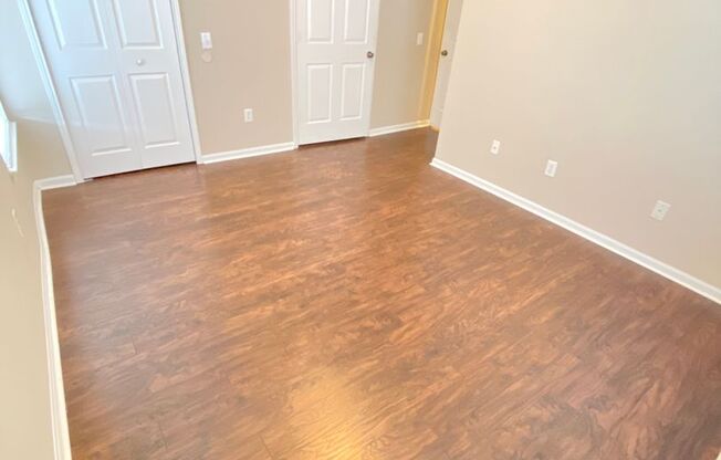 2 beds, 2 baths, $1,700