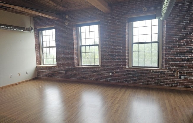 1 bed, 1 bath, 786 sqft, $2,000, Unit 110