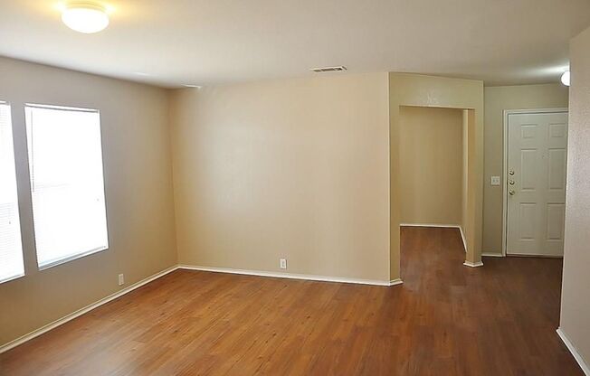 NEWLY REFRESHED* 3 Bedroom, 2 Bathroom in Cross Roads!