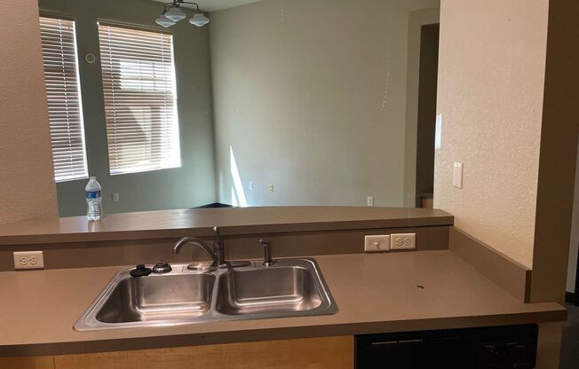 1 bed, 1 bath, 578 sqft, $1,285, Unit 211