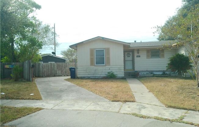 3921 Chestnut A - 2/Bed 1/Bath - $1425/month