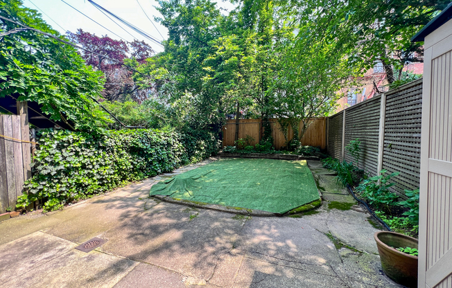 651 10 ST