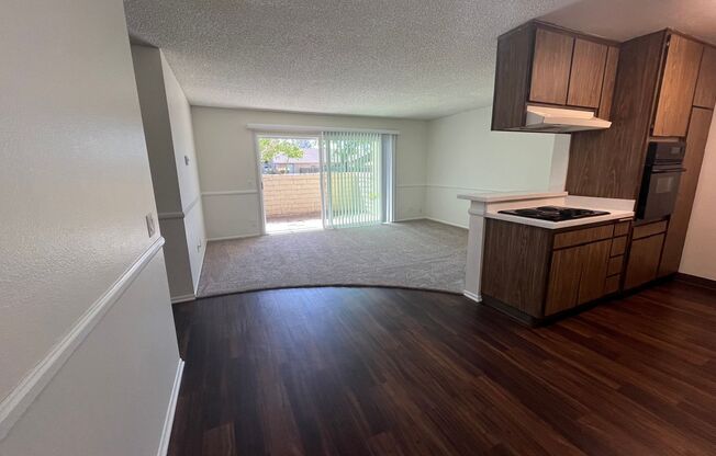 1 bed, 1 bath, 737 sqft, $2,150, Unit 042