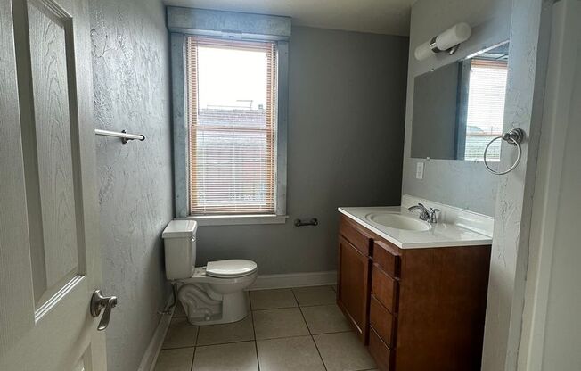 3 beds, 2 baths, 1,450 sqft, $1,500, Unit #1