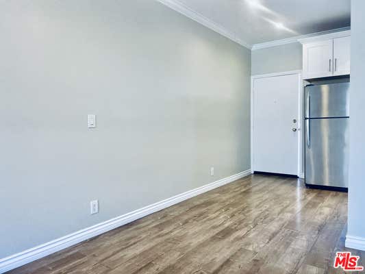 4349 CAHUENGA