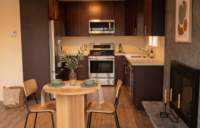 3 beds, 2 baths, 1,050 sqft, $2,932, Unit 104