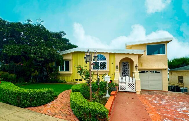 Gorgeous Ocean View Home