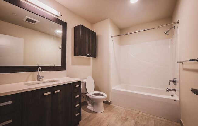 1 bed, 1 bath, 676 sqft, $2,850, Unit 501