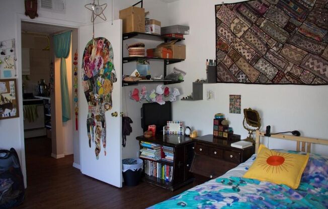 2 beds, 2 baths, 825 sqft, $1,400, Unit K725 - 311 - 105