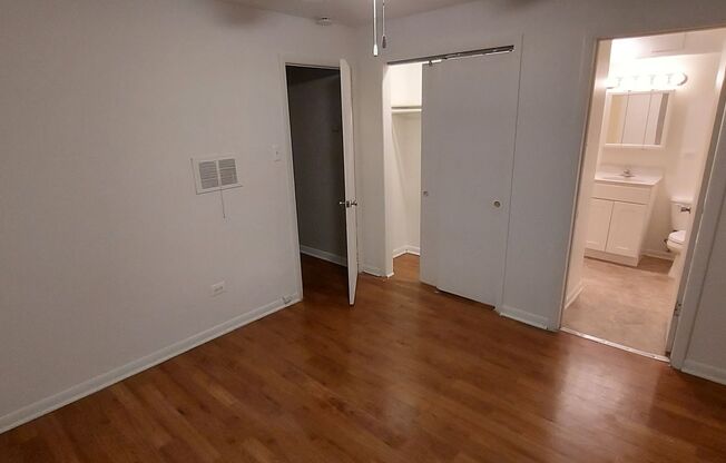 1 bed, 1 bath, 510 sqft, $850, Unit IV B-06