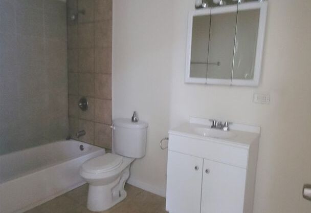 6669 S Michigan Avenue