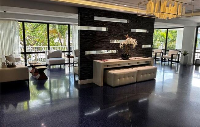 4301 Collins Ave cu-402, Miami Beach, FL 33140
