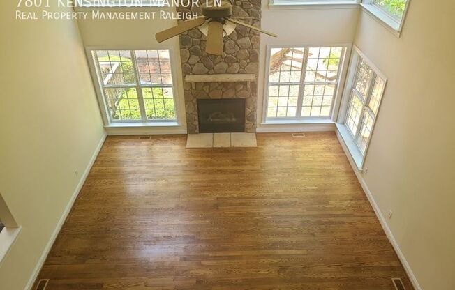 7801 KENSINGTON MNR LN