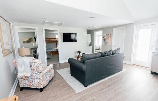 400 33rd Street