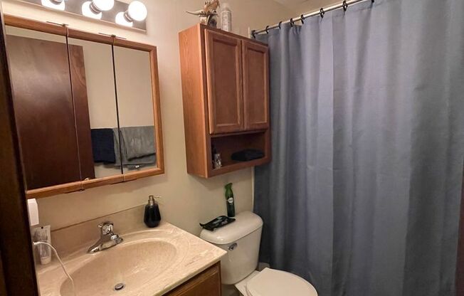 1 bed, 1 bath, $895, Unit 40