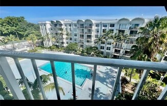 486 NW 165th Street Rd