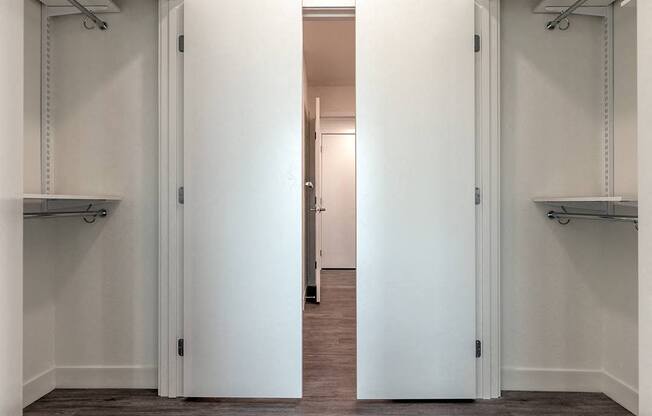 2 Bedroom Closet - Coen & Columbia