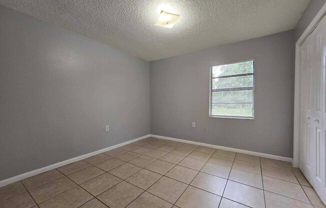 2 beds, 1 bath, 915 sqft, $1,450