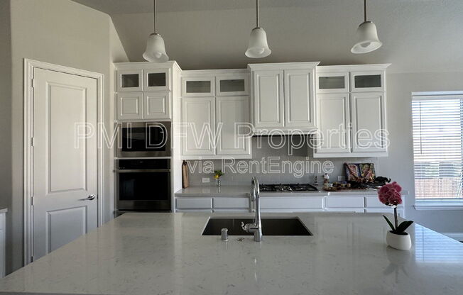 4 beds, 3 baths, 2,930 sqft, $6,000