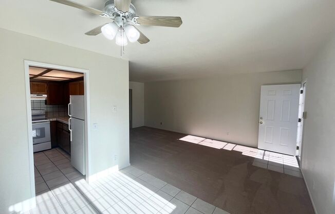 AVAILABLE NOW! SPACIOUS 2 BEDROOM/1 BATHROOM TOP FLOOR APARTMENT WITH GARAGE IN PRIME CROWN POINT LOCATION!!! $3,175/mo
