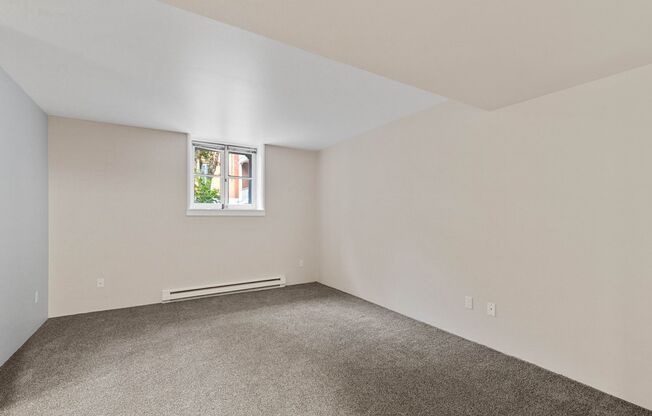 2 beds, 2 baths, 1,172 sqft, $1,595, Unit 1519