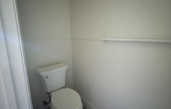 634 8th Street #8