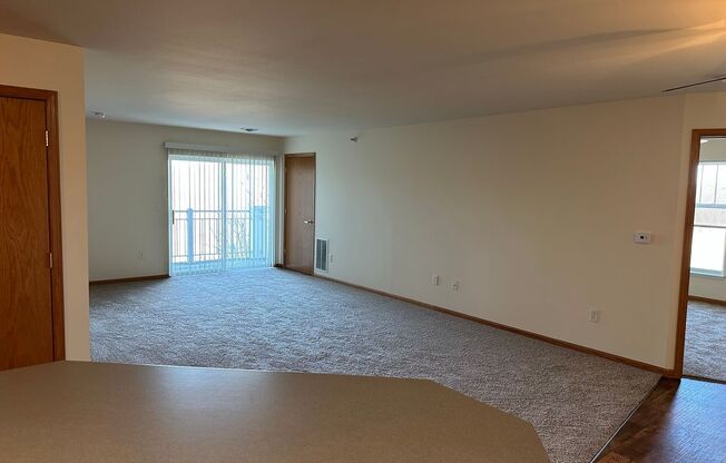 2 beds, 2 baths, 1,223 sqft, $1,660, Unit 925-200