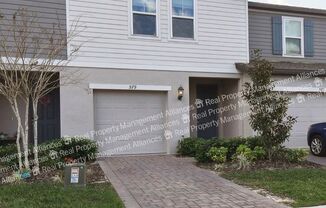 Available now! 3 bedroom townhouse in the beautiful Union Square Community