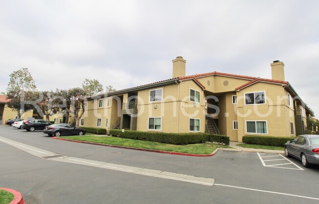 University City, 7405 Charmant Dr #2014, Near UCSD, Fireplace, 2 Parking Spaces in Controlled Access Garage!