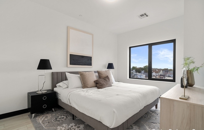 2 beds, 2 baths, 820 sqft, $2,800, Unit 210