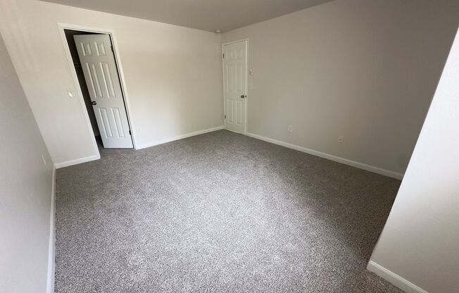 1 bed, 1 bath, 723 sqft, $1,645, Unit C11