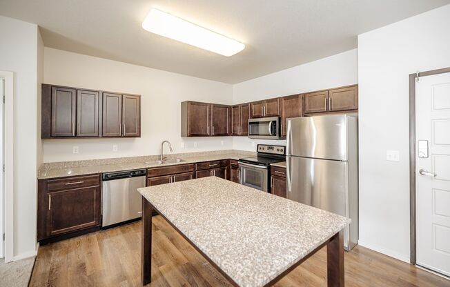2 beds, 2 baths, 1,008 sqft, $1,740, Unit 128